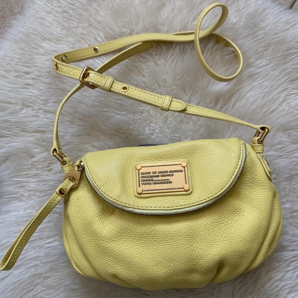 Marc By Marc Jacobs Handbags - Marc By Marc Jacobs Lemon Crossbody Bag Natasha